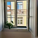 Cozy In Bairro Alto Cais Do Sodre Apartment Lisbon