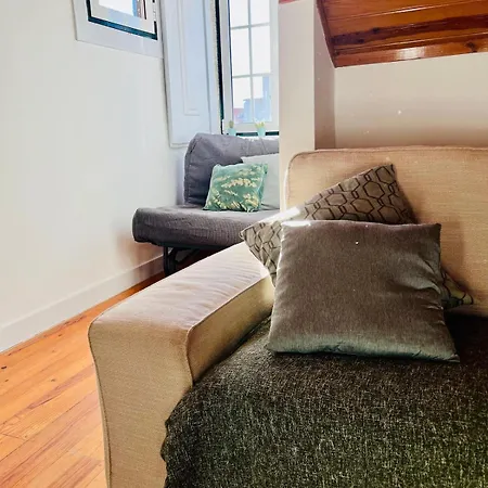 Cozy In Bairro Alto Cais Do Sodre Apartment Lisbon