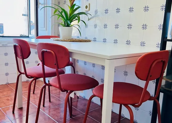 Cozy In Bairro Alto Cais Do Sodre Лиссабон