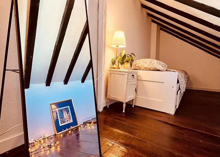 Апартаменты Cozy In Bairro Alto Cais Do Sodre *